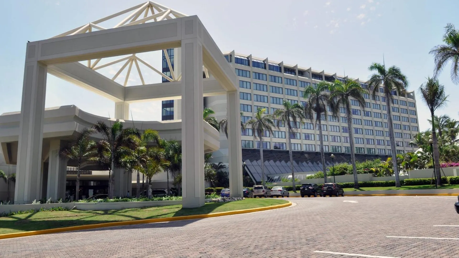 Renaissance Santo Domingo Jaragua Hotel & Casino