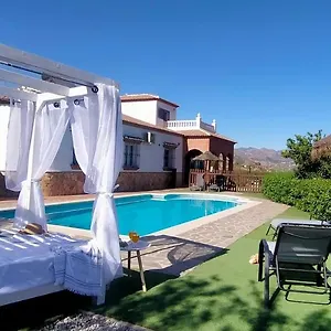 https://villa-yasleni.es-andalucia.com
